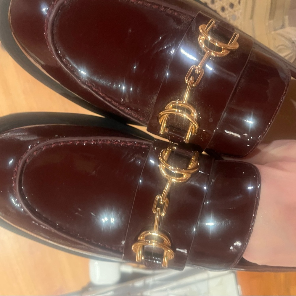 Stuart Weitzman lug sole Loafers in oxblood with Gold Buckle - Picture 7 of 7